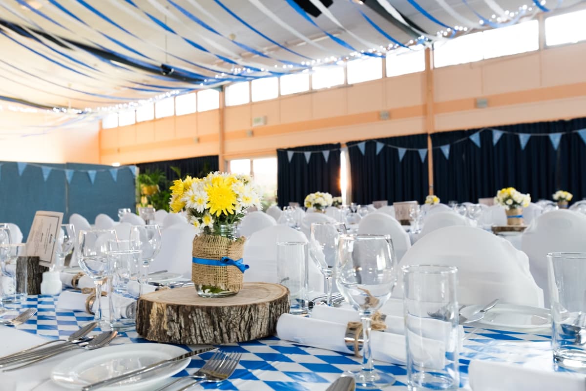 Elegant tablescape and place settings